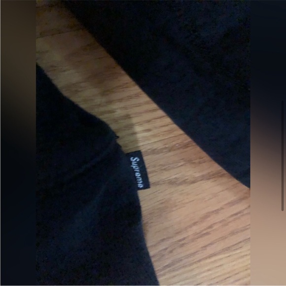 Black Supreme Hoodie Size L | Embroidered Classic Script - Picture 7 of 7